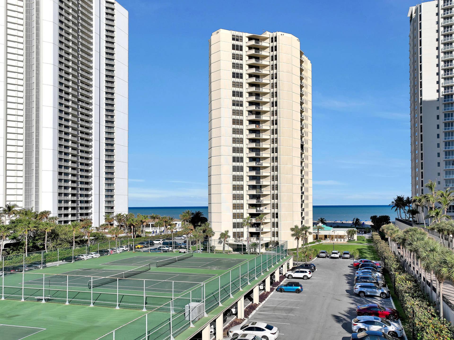 2800 N OCEAN Drive, #B-17C, Singer Island, FL 33404 Tennis
