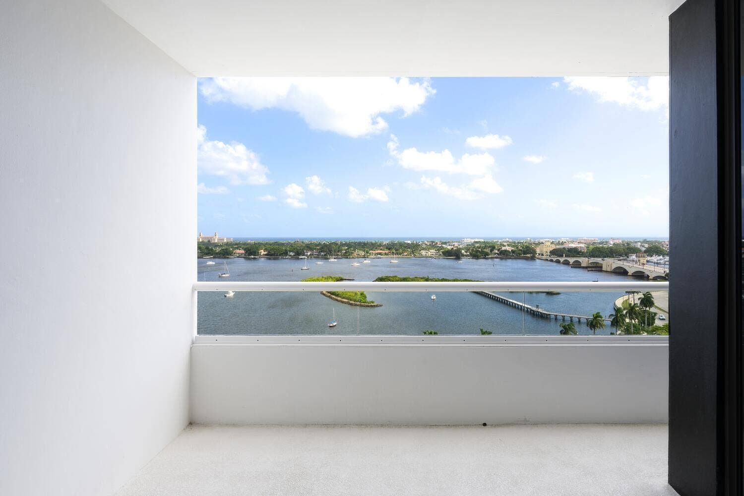 525 S Flagler Dr Apt 14C West-large-006-