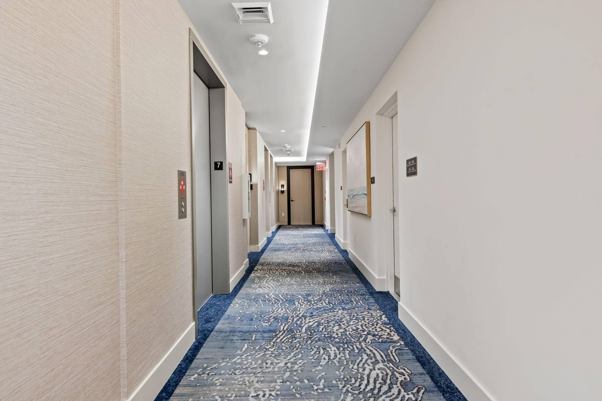 153 N Seabreeze Boulevard, #704, Fort Lauderdale, FL 33304 Foyer