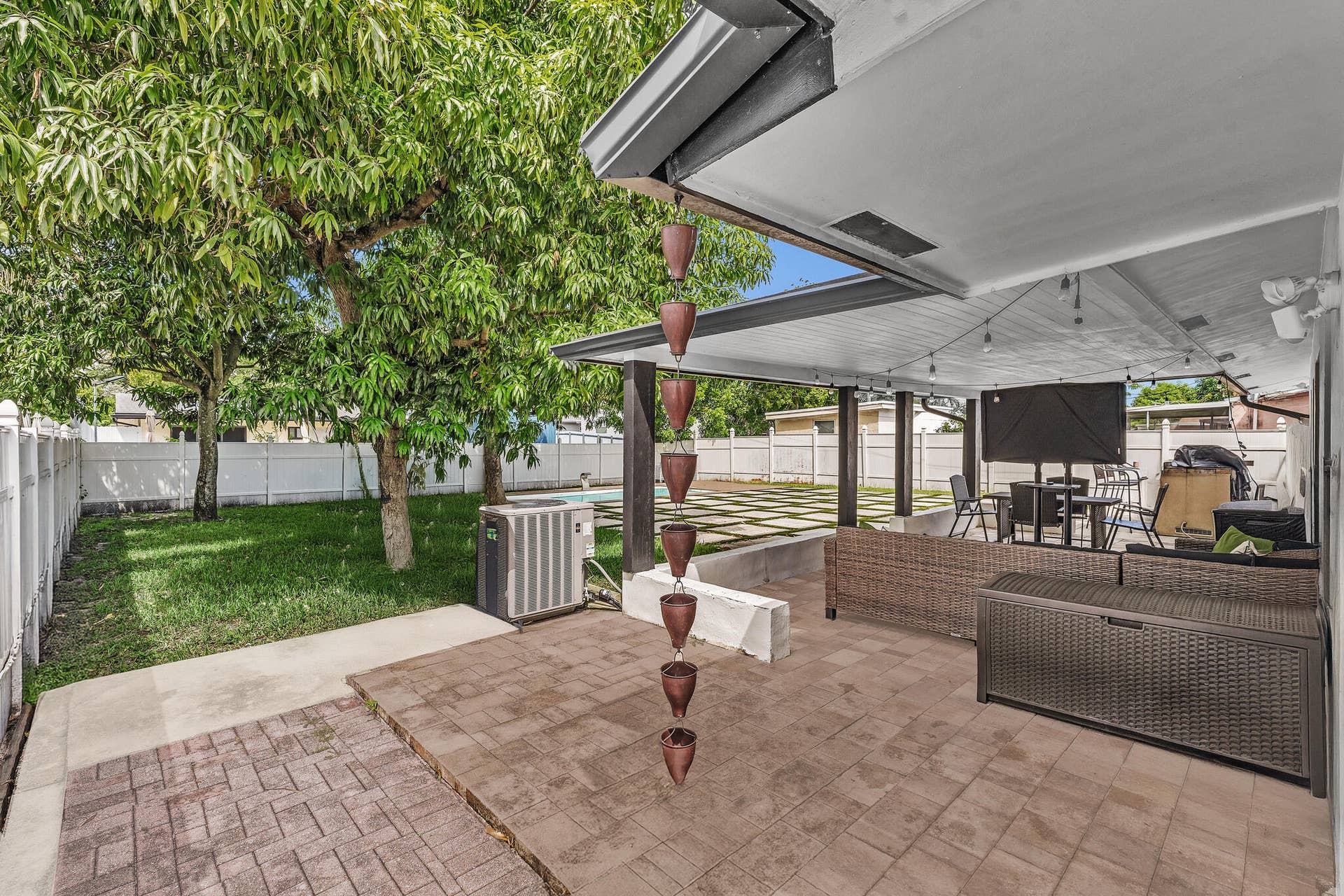 2607 SW 13TH Court, Fort Lauderdale, Fort Lauderdale, FL 33312 Backyard