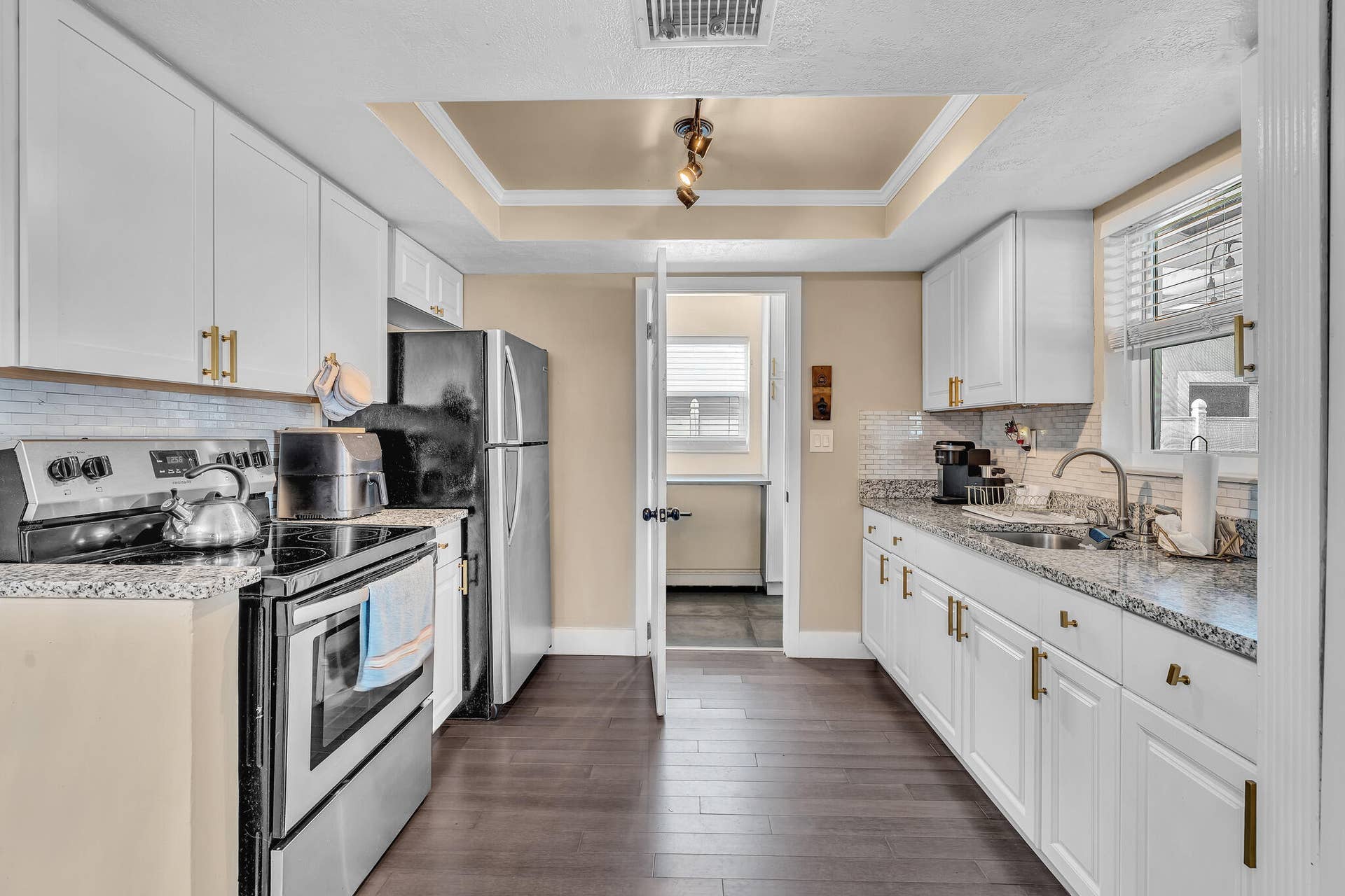 2607 SW 13TH Court, Fort Lauderdale, Fort Lauderdale, FL 33312 Kitchen