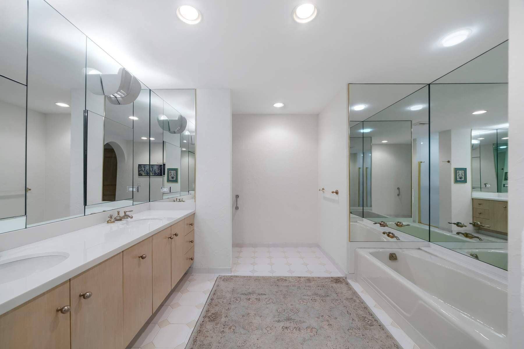 2999 N Ocean Boulevard, Gulf Stream, FL 33483 2999 N Ocean Boulevard - XV7TVM(50)