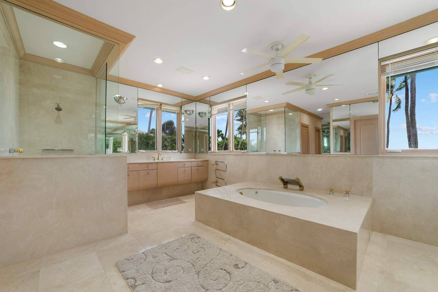 2999 N Ocean Boulevard, Gulf Stream, FL 33483 2999 N Ocean Boulevard - XV7TVM(59)