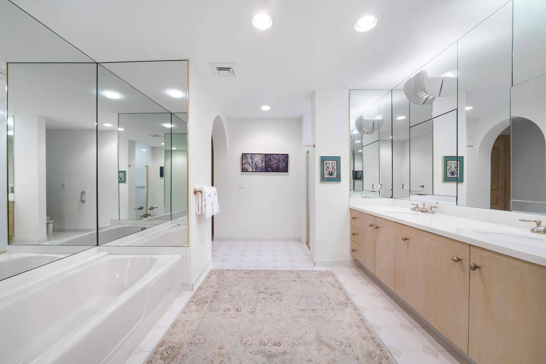 2999 N Ocean Boulevard, Gulf Stream, FL 33483 2999 N Ocean Boulevard - XV7TVM(51)