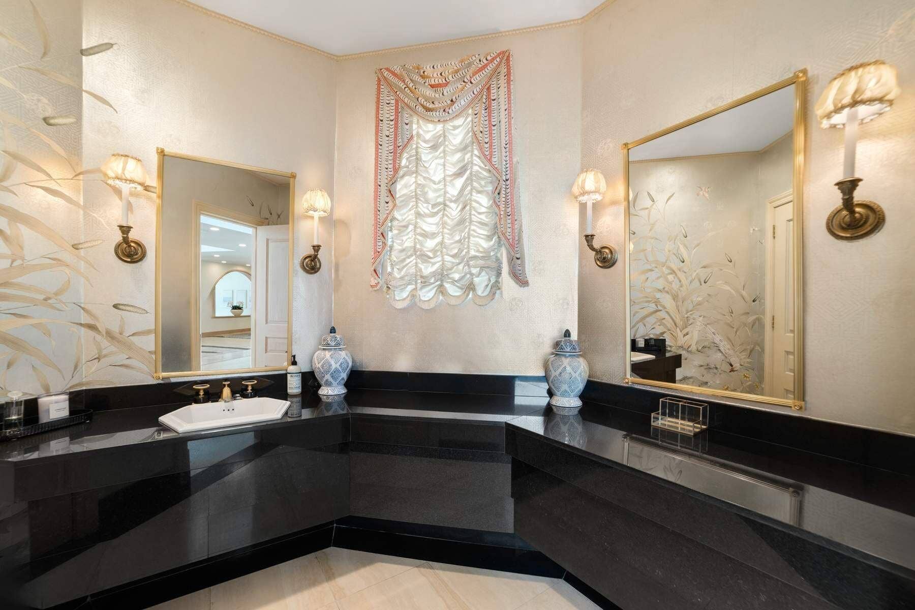2999 N Ocean Boulevard, Gulf Stream, FL 33483 2999 N Ocean Boulevard - XV7TVM(67)