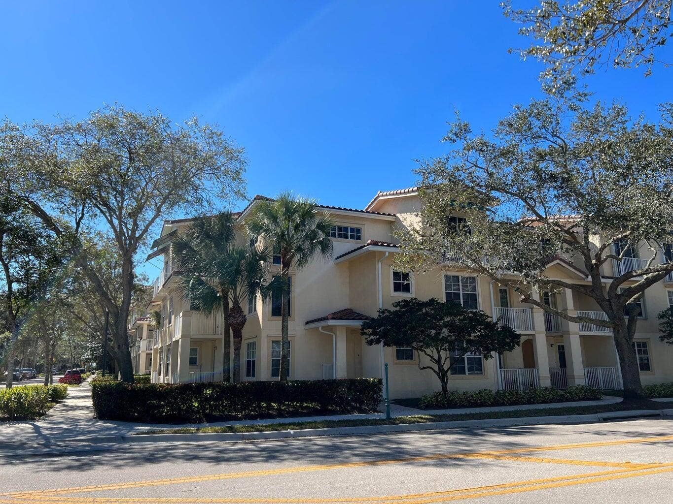 1116 University Boulevard, #21, Jupiter, FL 33458 20220203013057624984000000-o