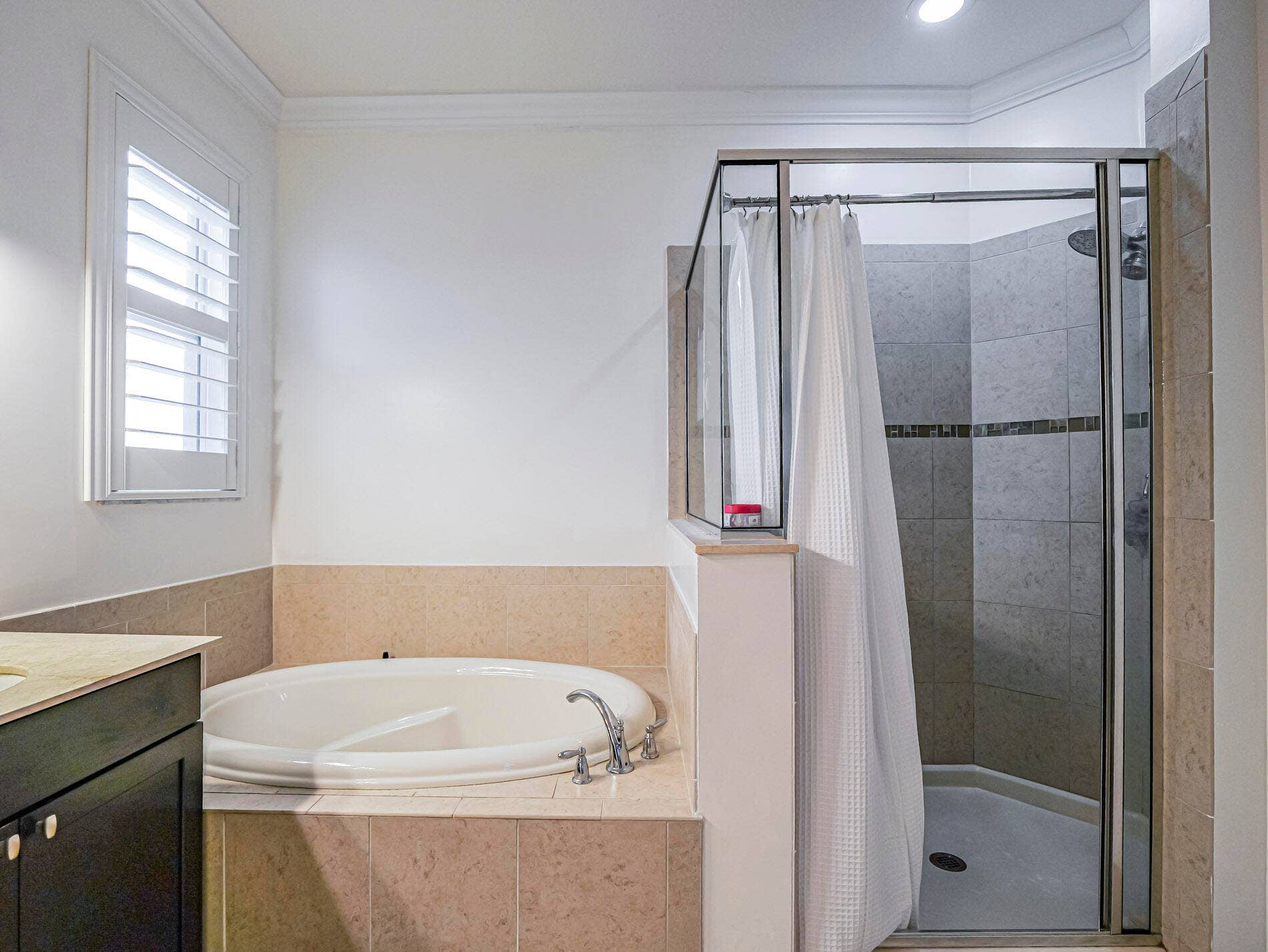 11359 SW HALTON Street, Port St Lucie, FL 34987 Garden Tub