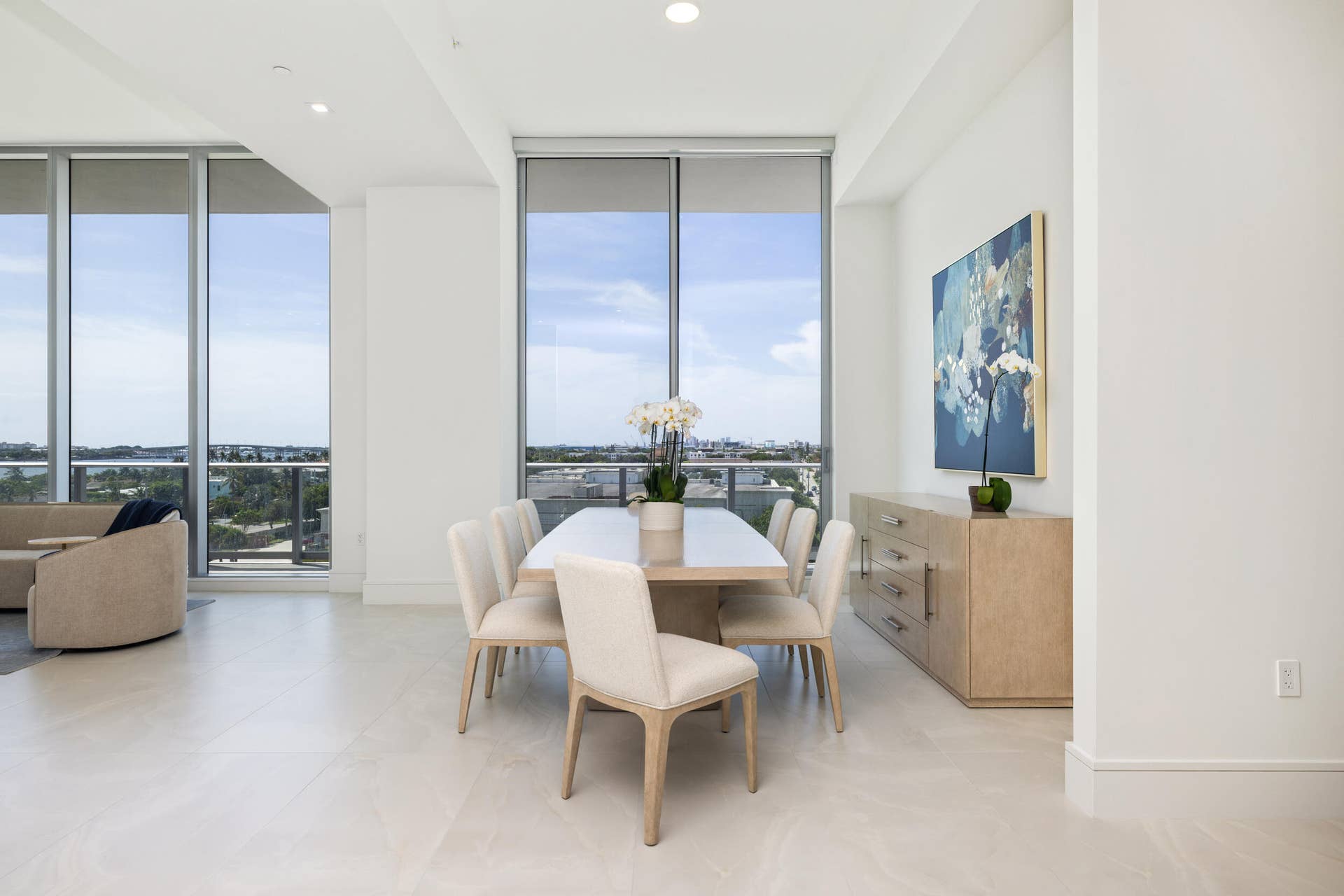 220 LAKE SHORE Drive, #612, West Palm Beach, FL 33403 Dining Area