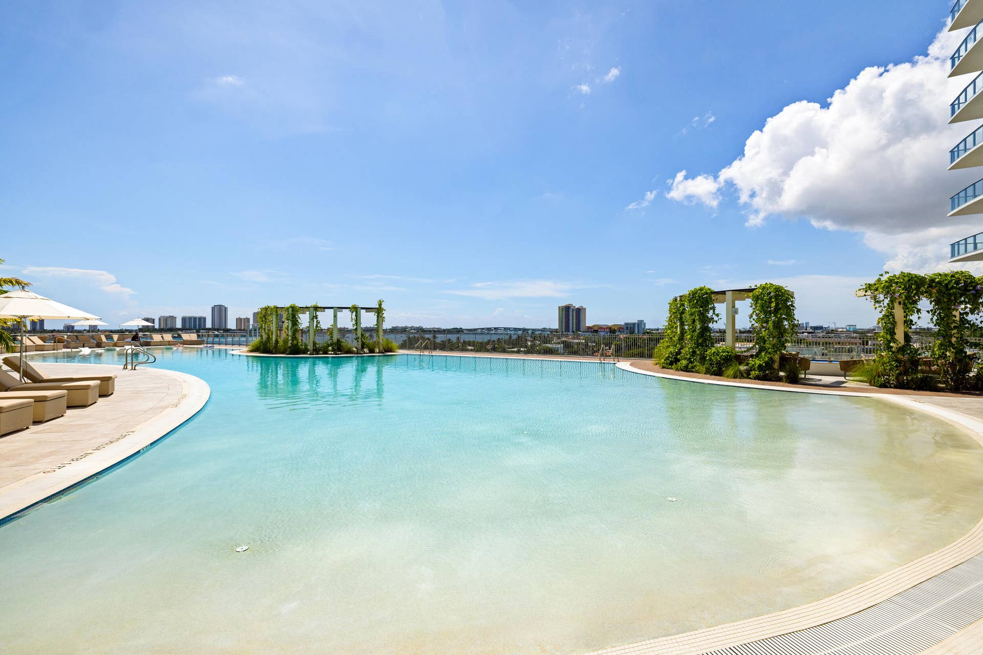 220 LAKE SHORE Drive, #612, West Palm Beach, FL 33403 Resort Style Pool