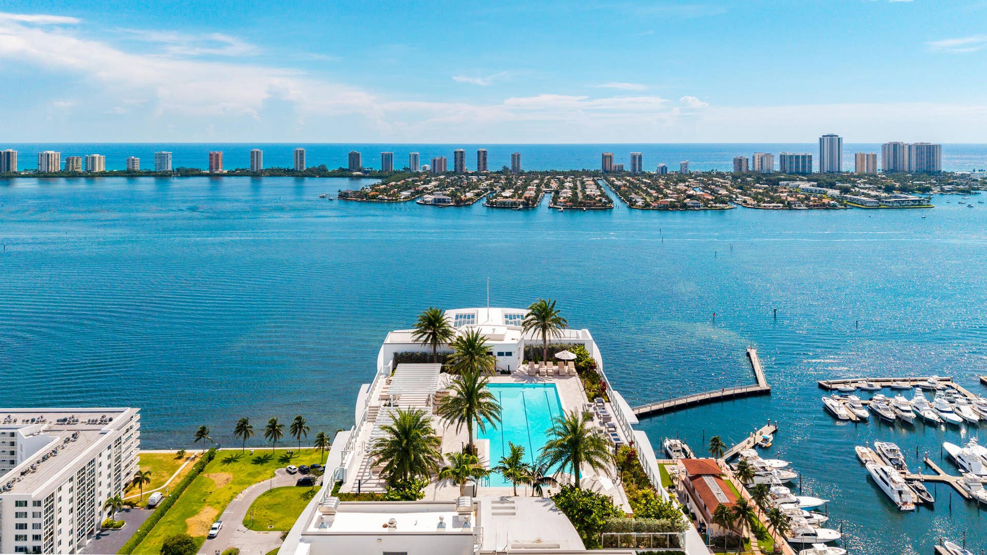 220 LAKE SHORE Drive, #612, West Palm Beach, FL 33403 Rooftop Lap Pool