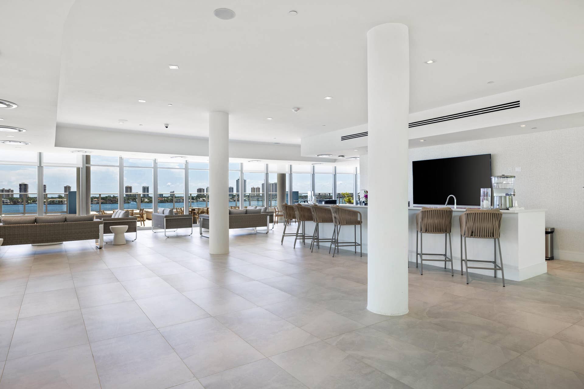 220 LAKE SHORE Drive, #612, West Palm Beach, FL 33403 Event Space