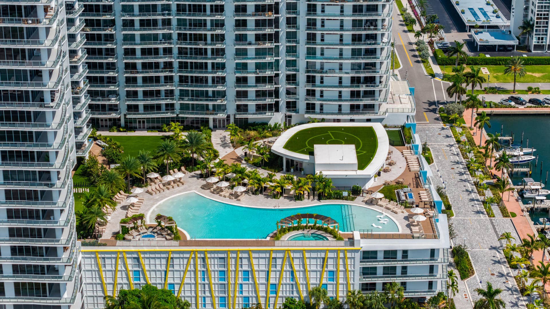 220 LAKE SHORE Drive, #612, West Palm Beach, FL 33403 DJI_20260826231326_0534_D