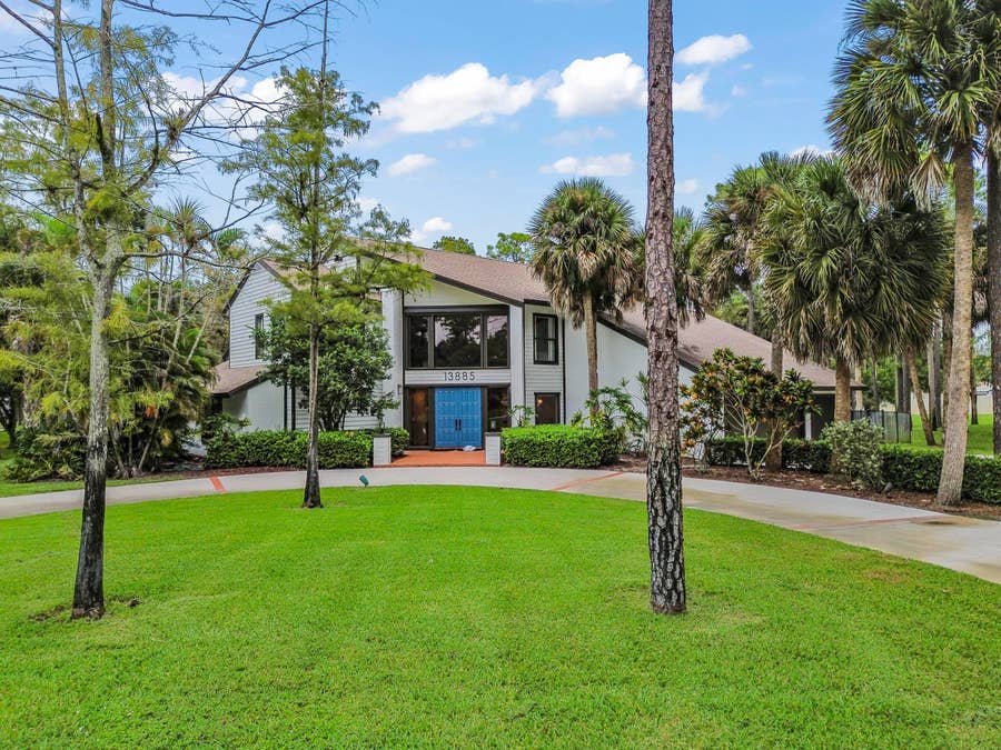 Property photo for 13885 Greentree Trail, Wellington, FL