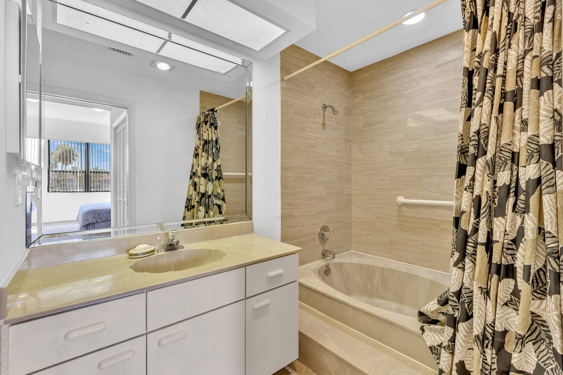 7508 LA PAZ Boulevard, #204, Boca Raton, FL 33433 FPP00426