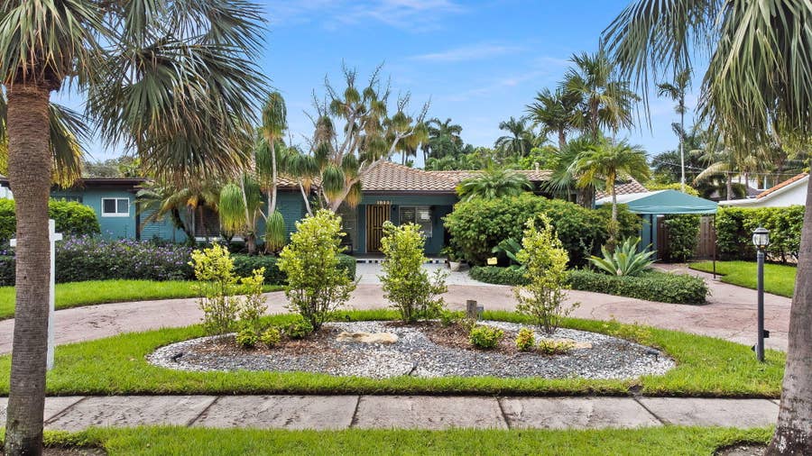 Property photo for 1322 MONROE Street, Hollywood, FL