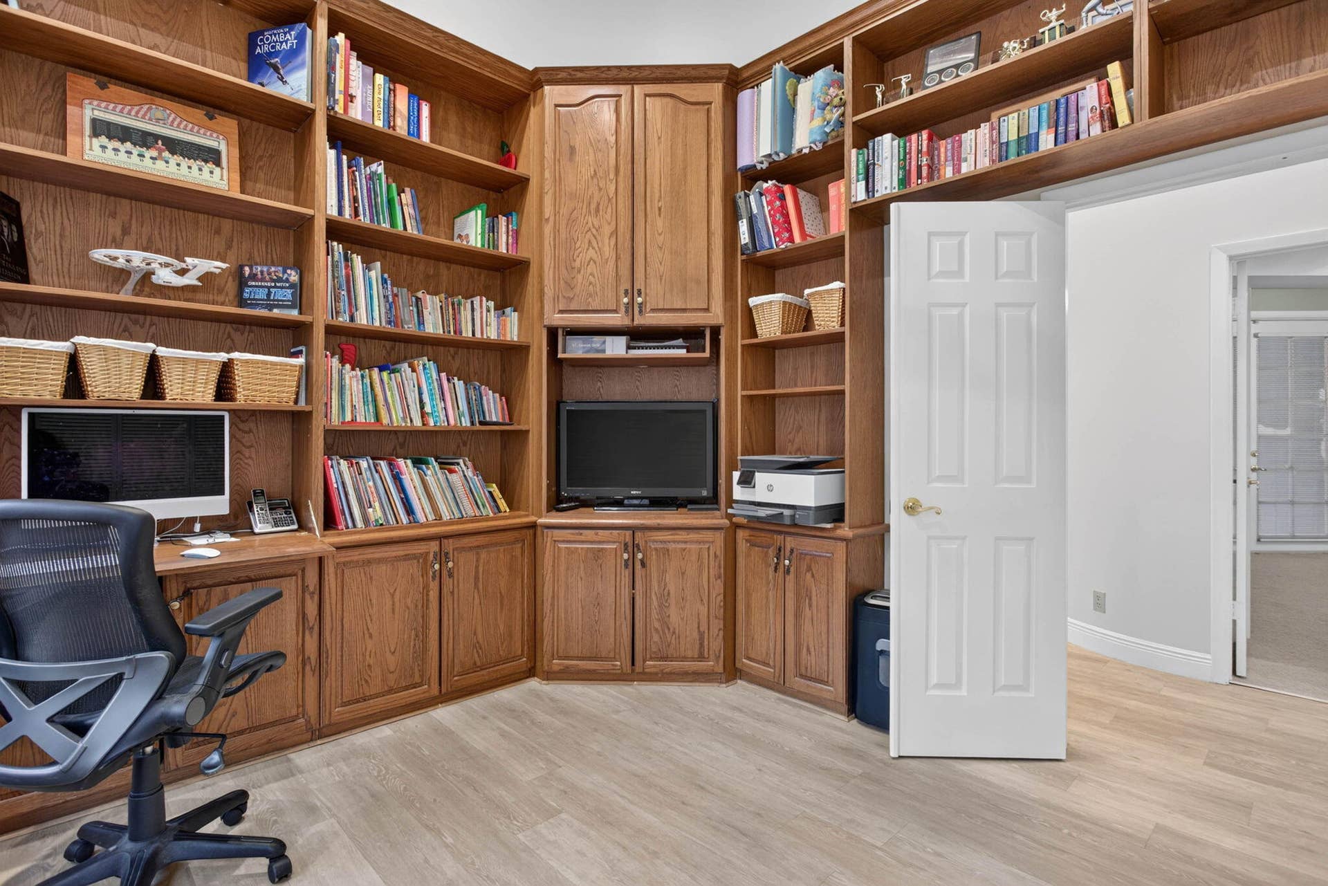 10240 Vestal Court, Coral Springs, FL 33071 Bedroom 5 with closet currently used as private office.
