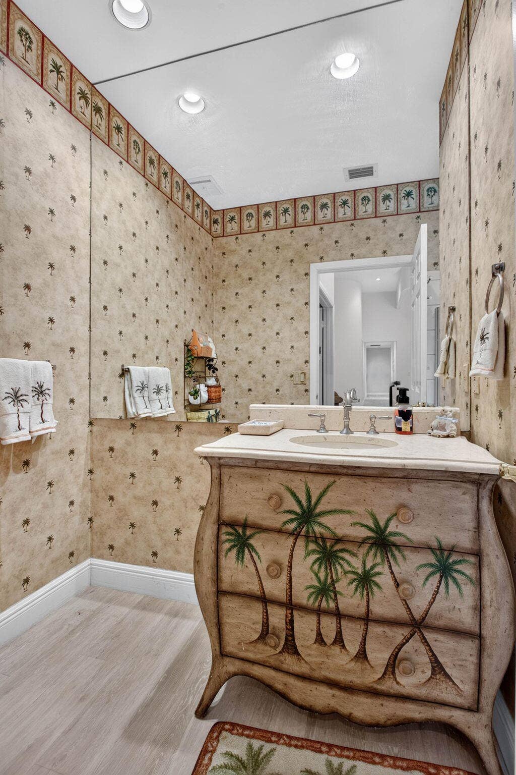 10240 Vestal Court, Coral Springs, FL 33071 Full bath services guests and 5th bedroom or office