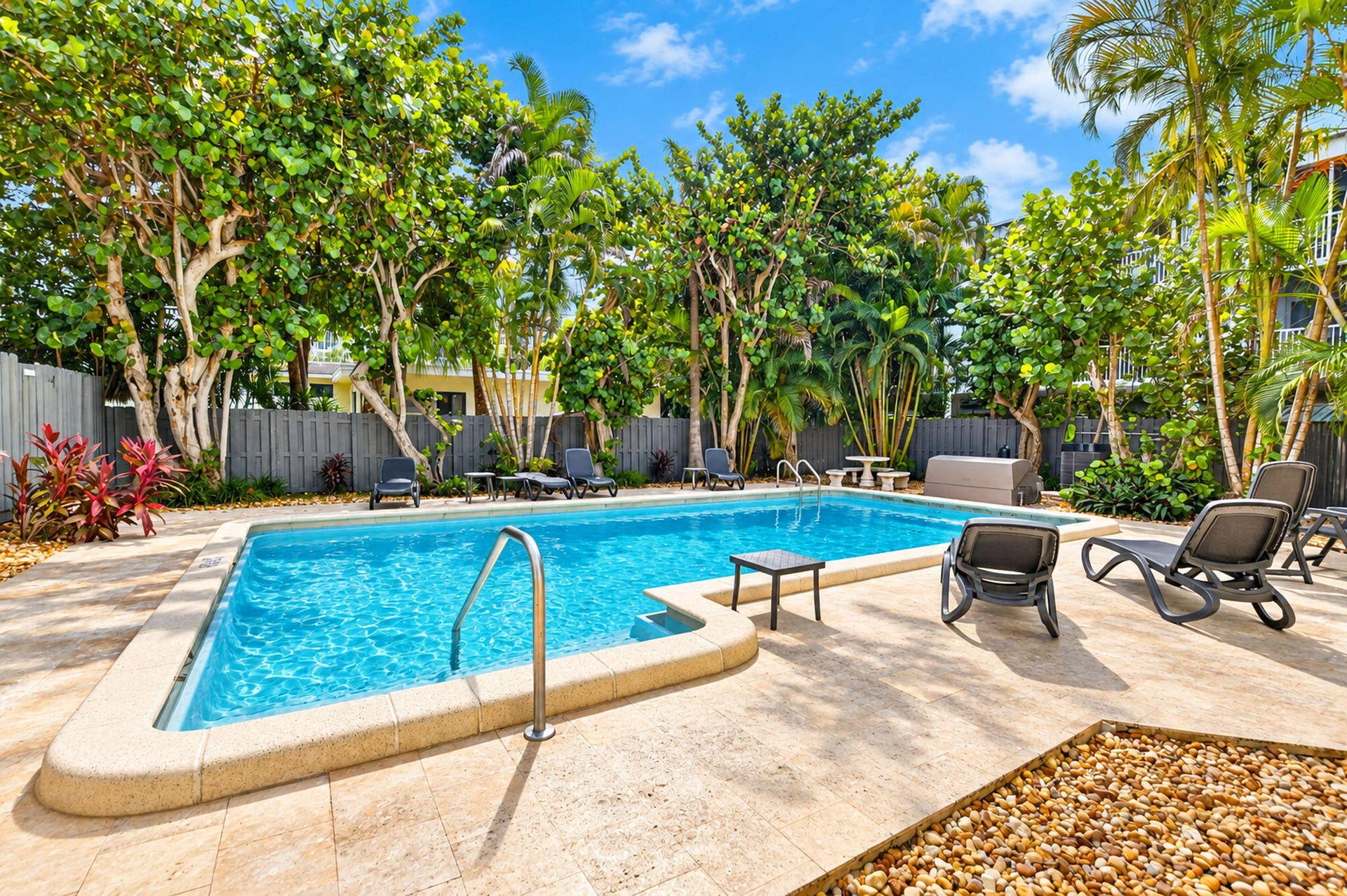 884 SE 19th Avenue, #10, Deerfield Beach, FL 33441 57-web-or-mls-DSC_6658(1)