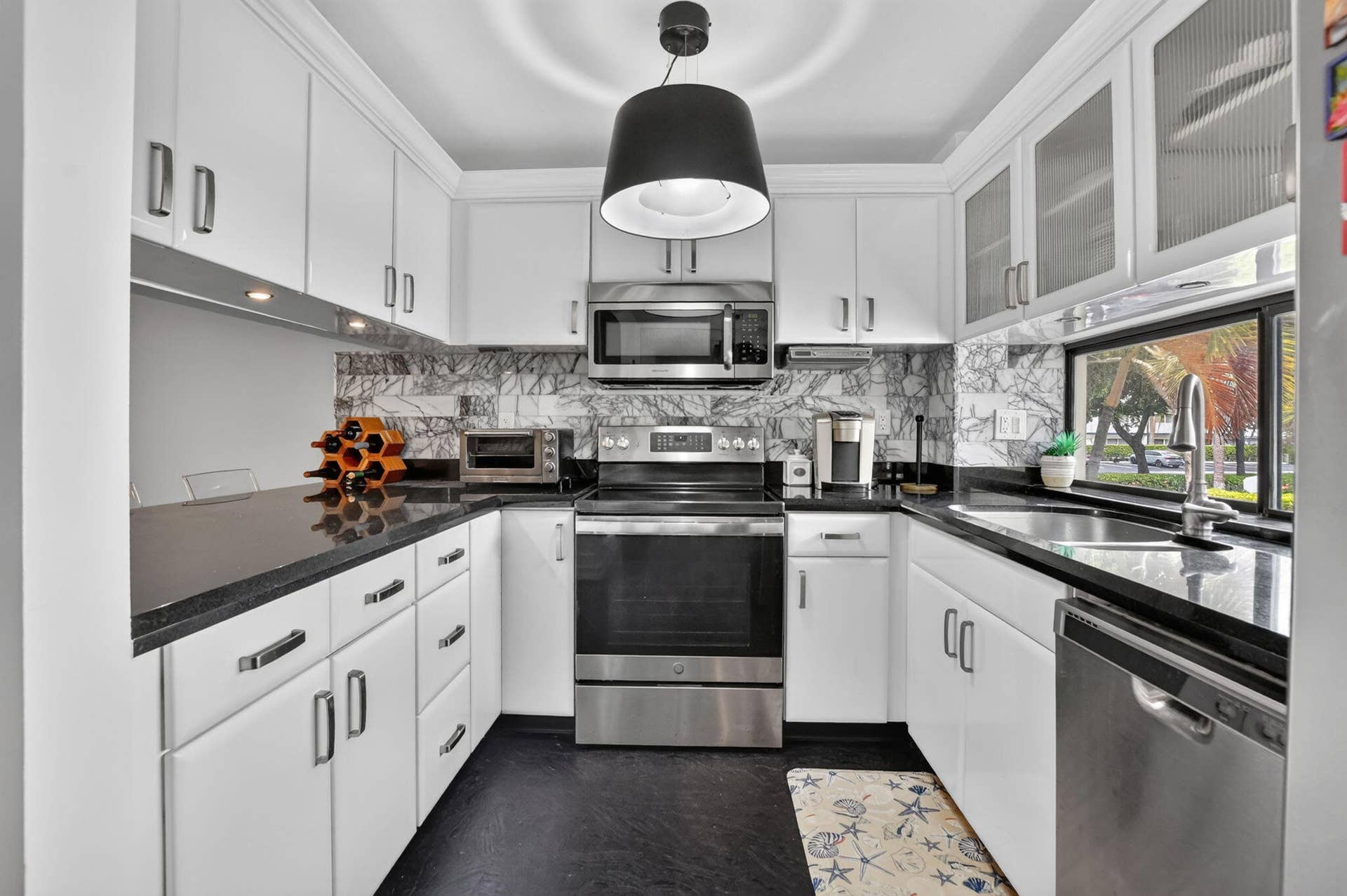 884 SE 19th Avenue, #10, Deerfield Beach, FL 33441 25-web-or-mls-DSC_6821