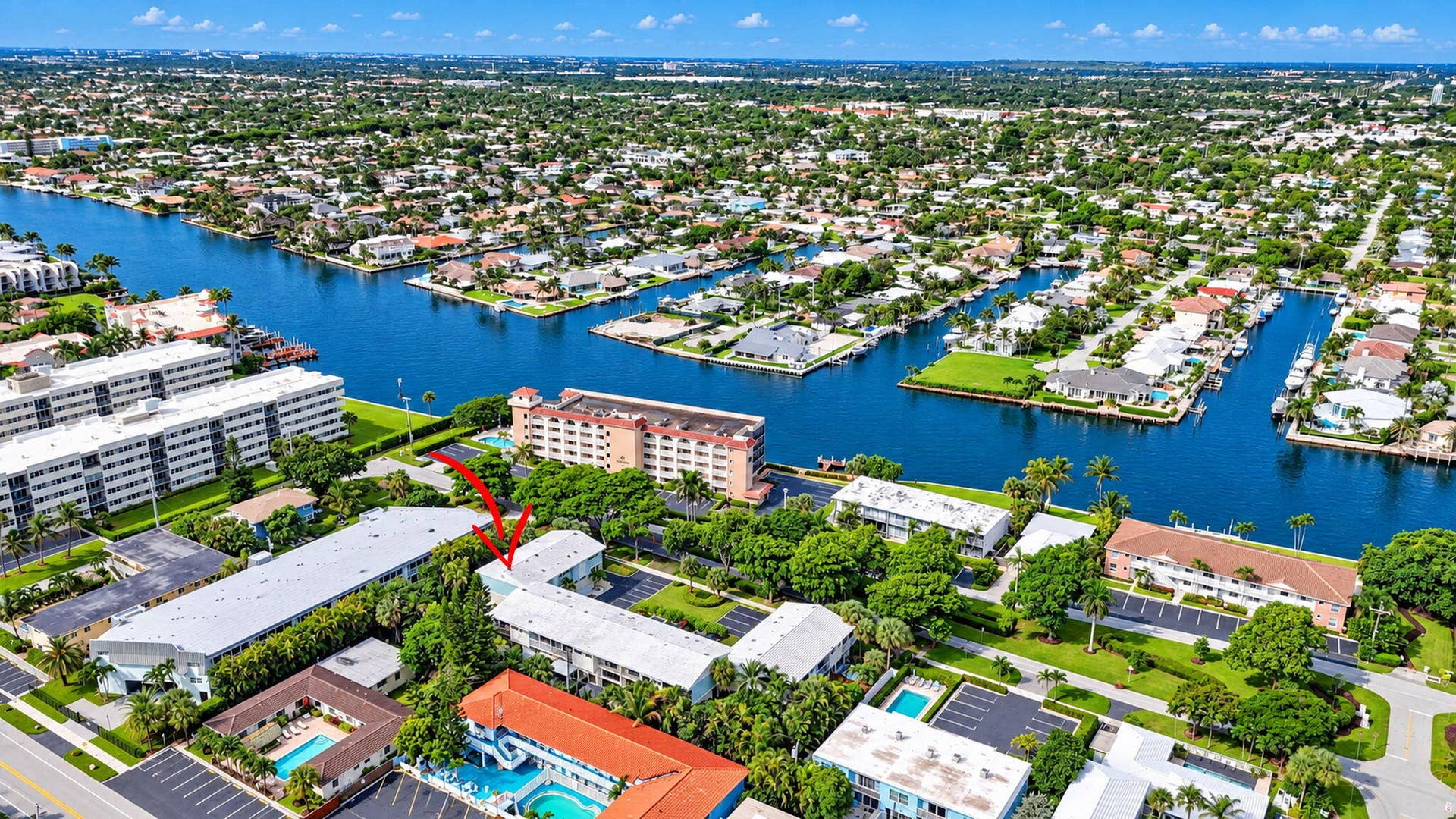 884 SE 19th Avenue, #10, Deerfield Beach, FL 33441 73-web-or-mls-DJI_20260930223200_0402_D_