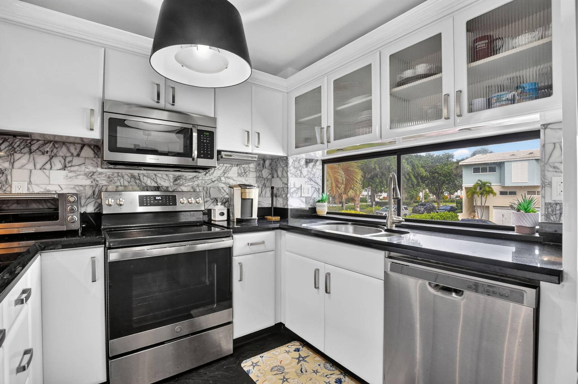 884 SE 19th Avenue, #10, Deerfield Beach, FL 33441 24-web-or-mls-DSC_6813