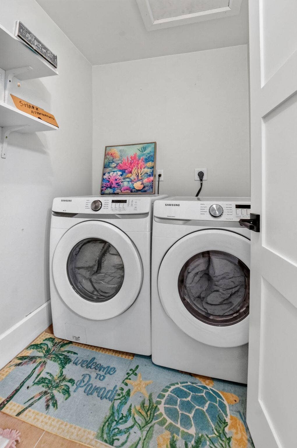 884 SE 19th Avenue, #10, Deerfield Beach, FL 33441 LAUNDRY