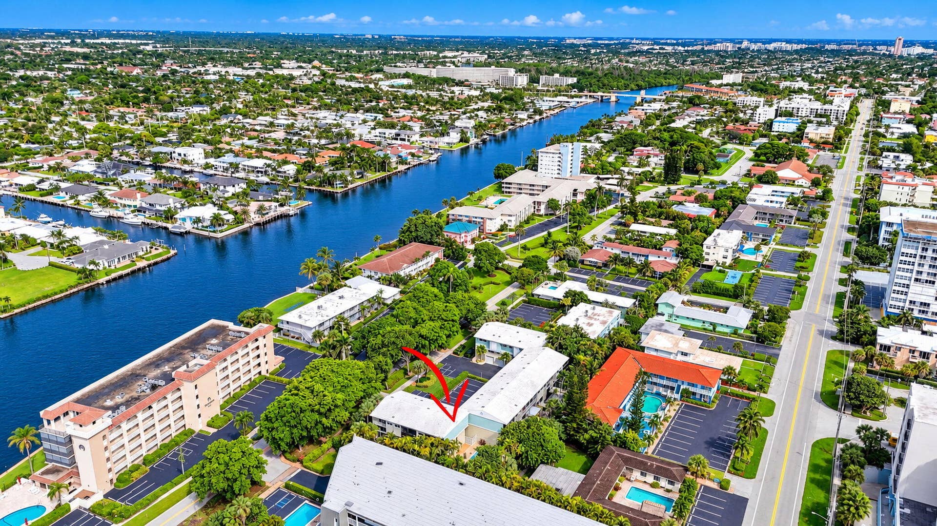 884 SE 19th Avenue, #10, Deerfield Beach, FL 33441 70-web-or-mls-DJI_20260930223130_0385_D_