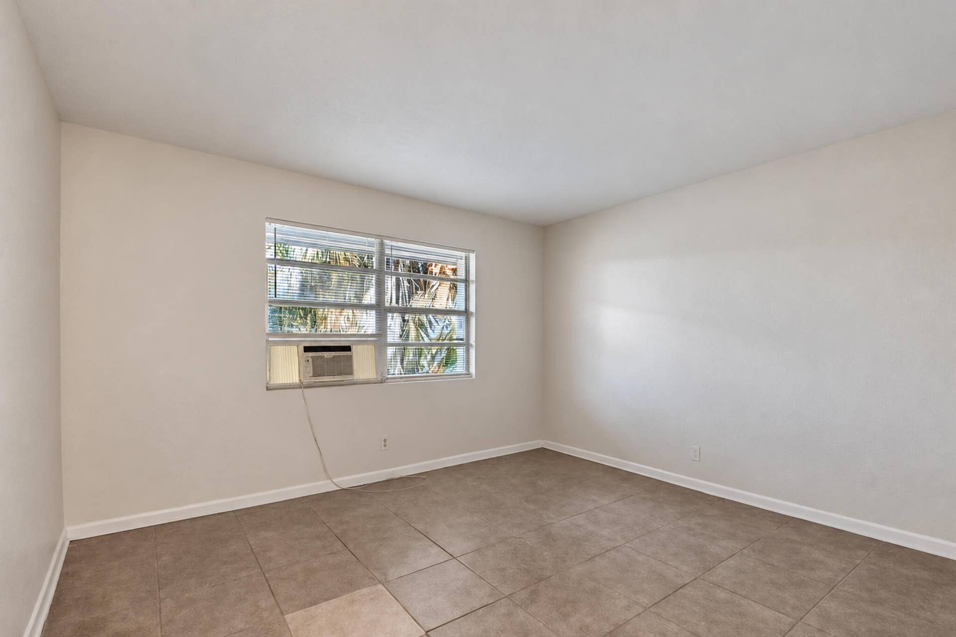 Unit 3 - Bedroom 1