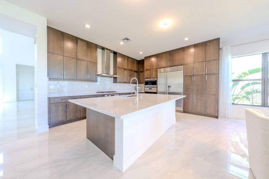 Premier Level V Kitchen