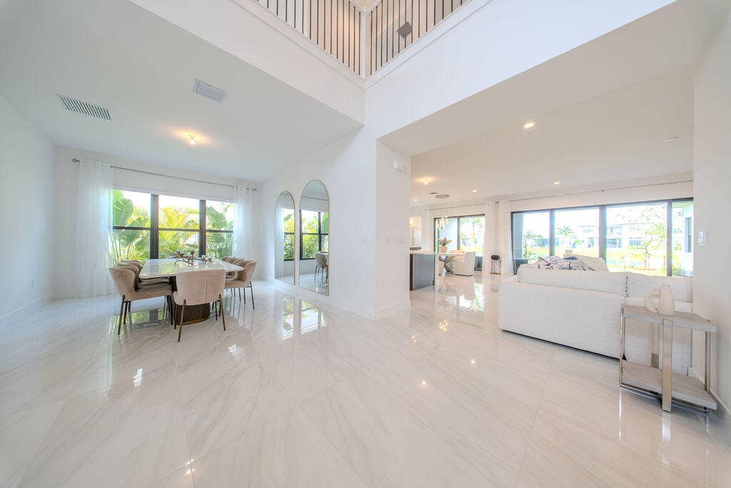 Grand Entry, Formal Dining, Family Room