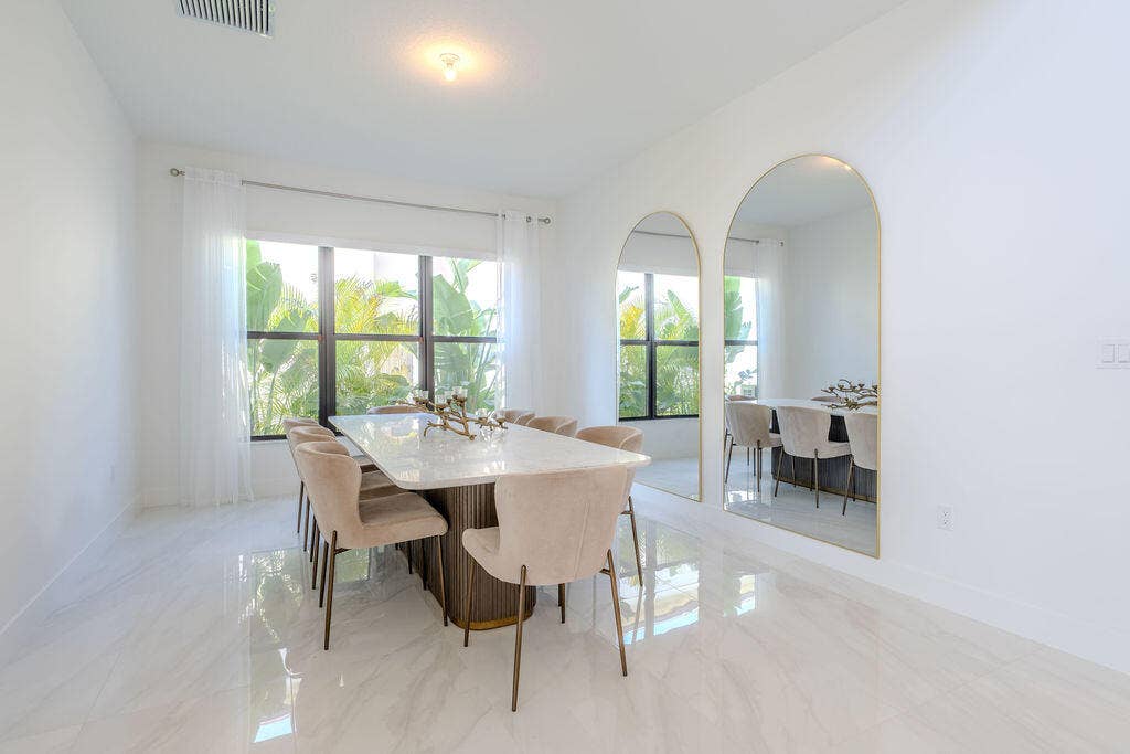 Formal Dining