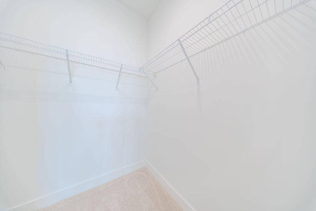 Bedroom 4 Closet