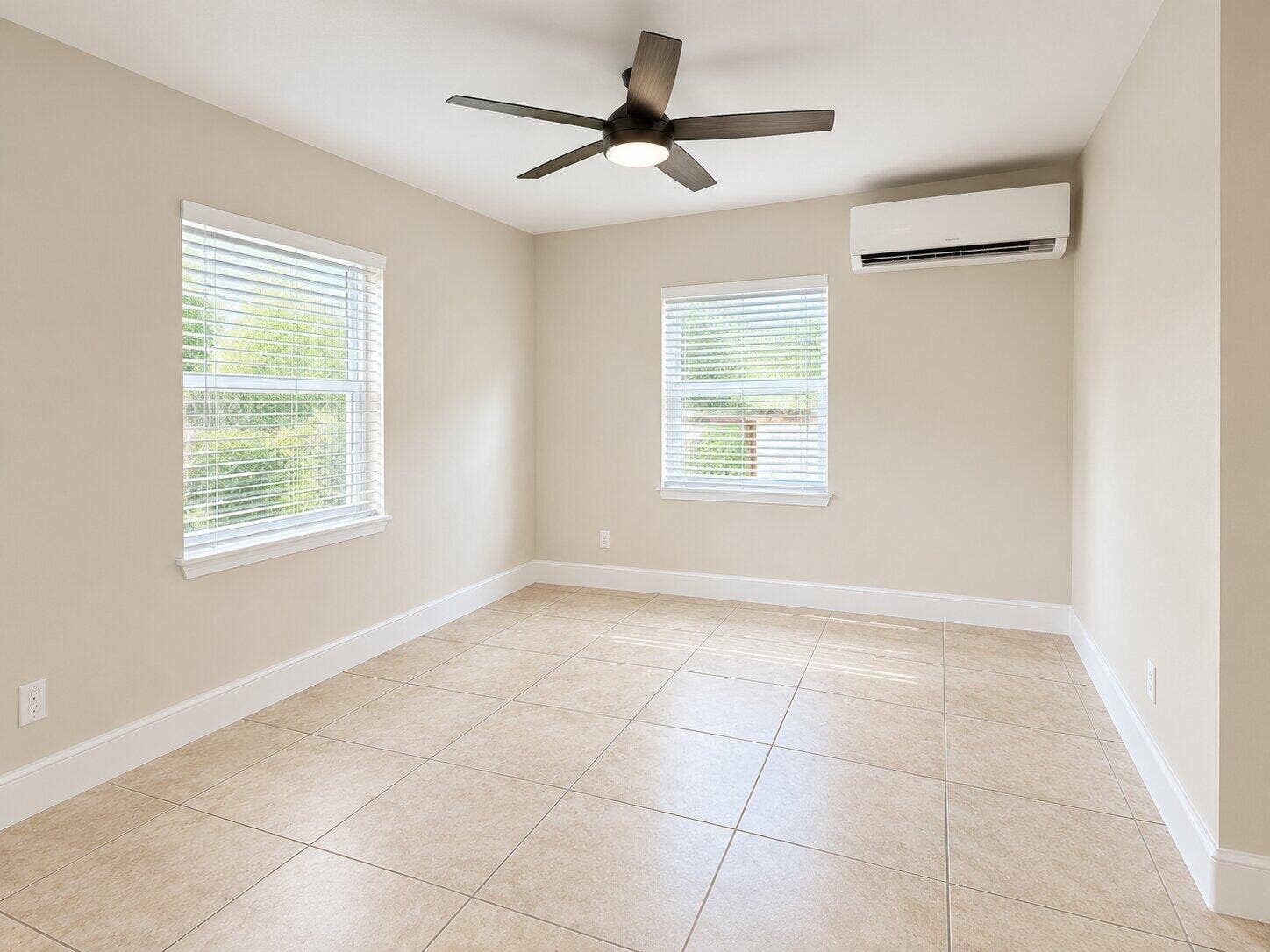 830 Valley Forge Road, West Palm Beach, FL 33405 23