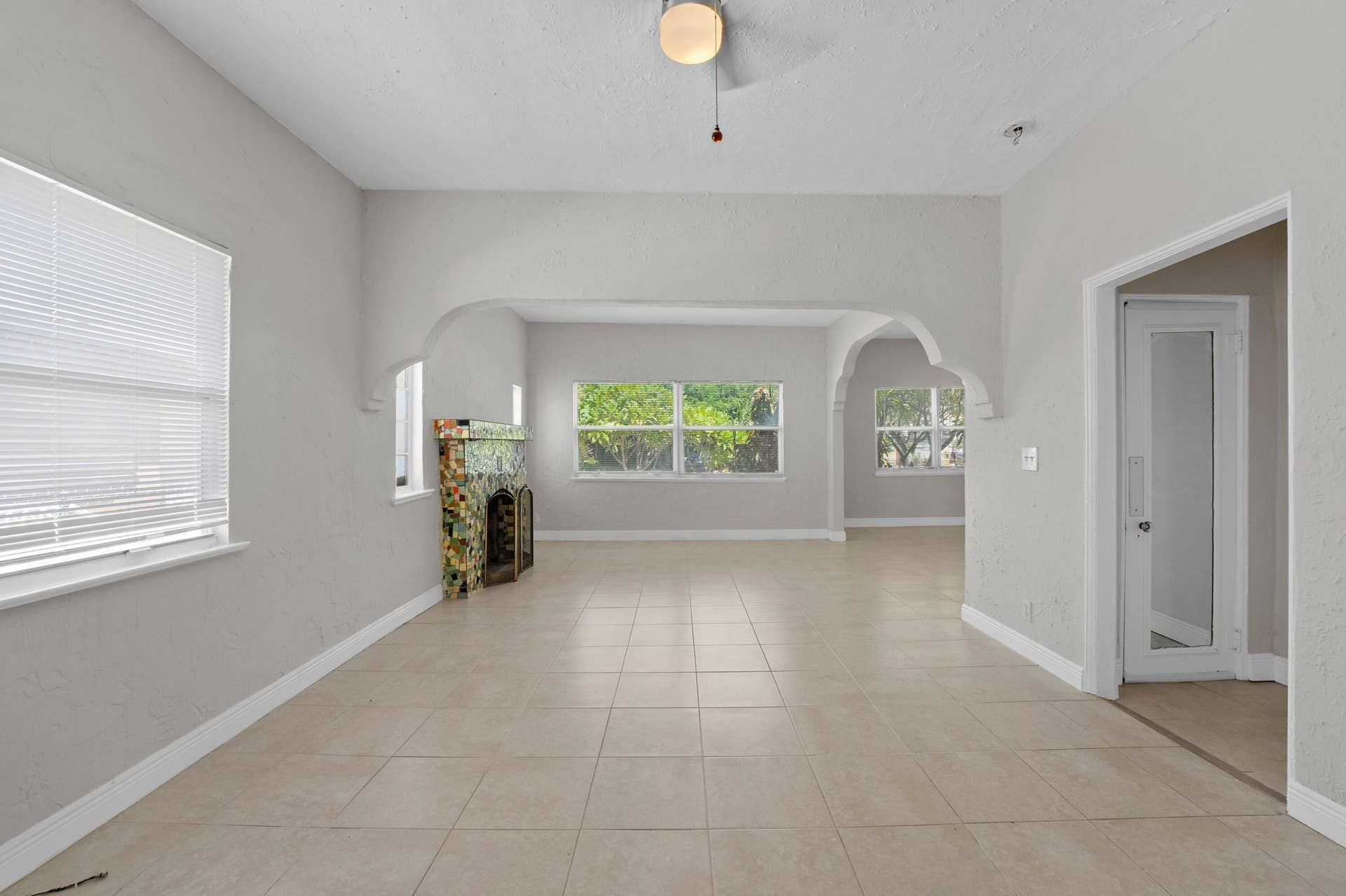 830 Valley Forge Road, West Palm Beach, FL 33405 9