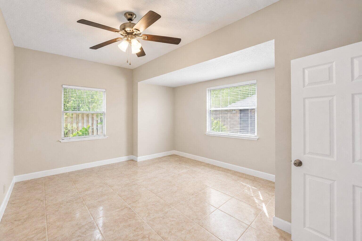 830 Valley Forge Road, West Palm Beach, FL 33405 14
