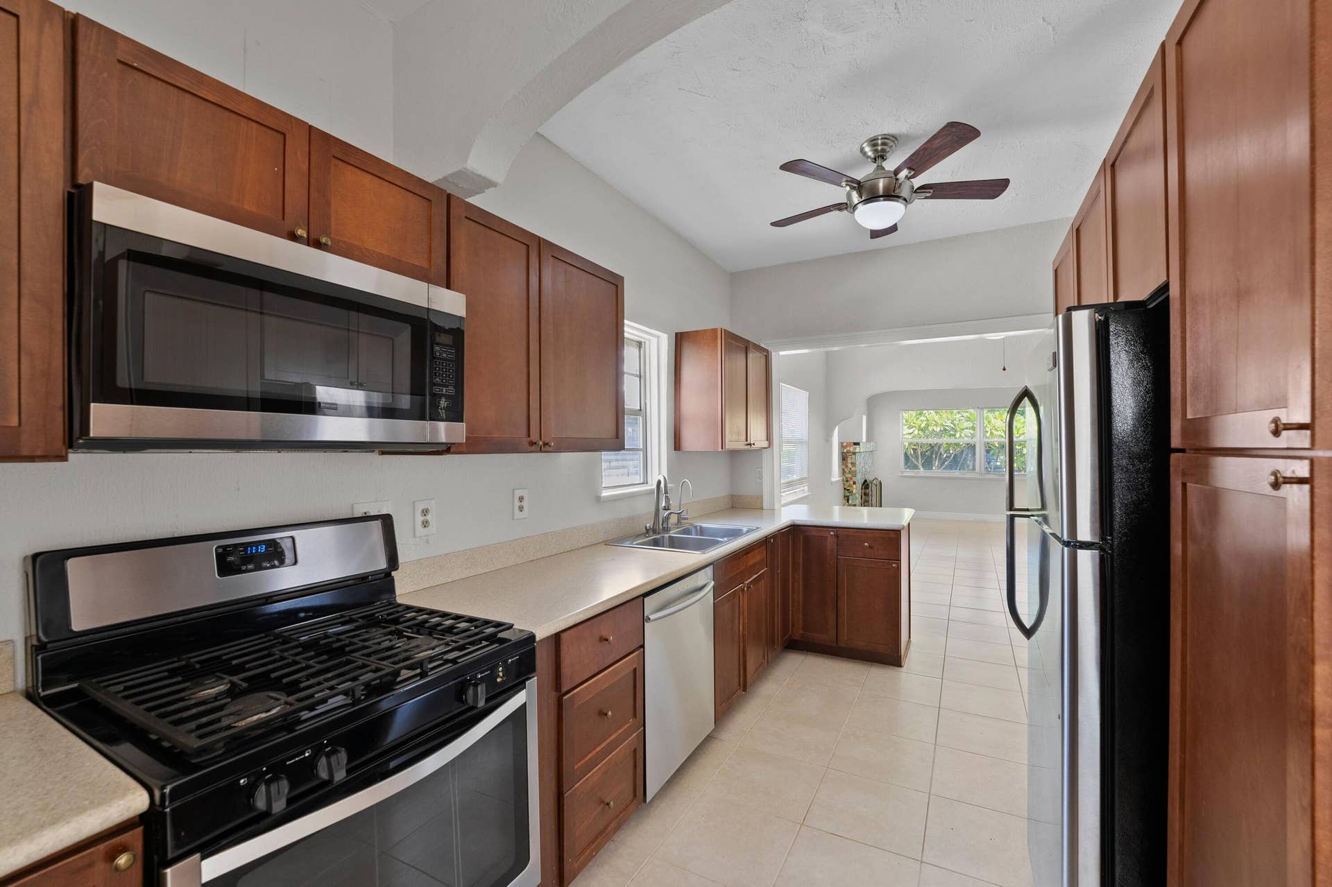 830 Valley Forge Road, West Palm Beach, FL 33405 11