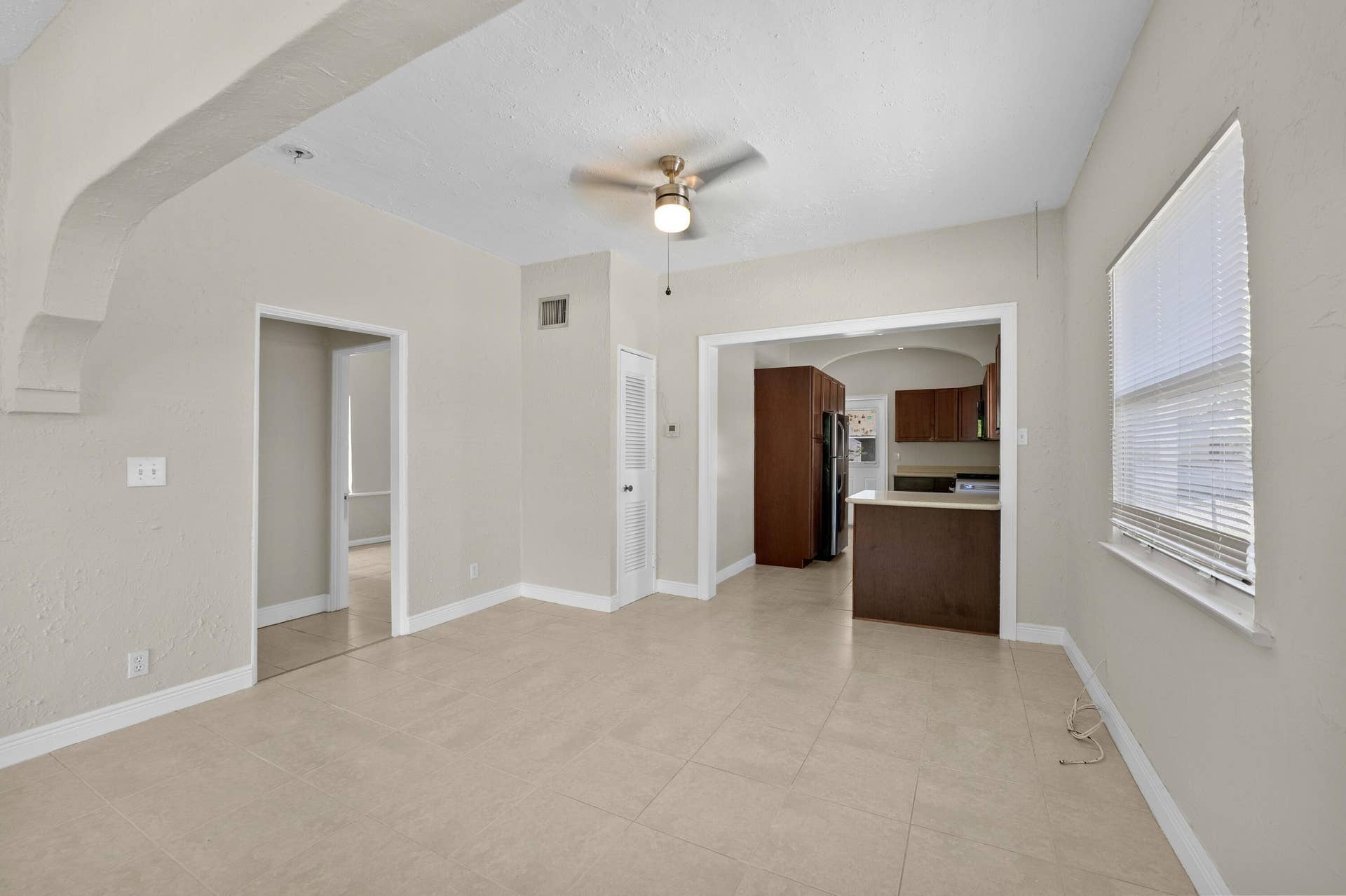 830 Valley Forge Road, West Palm Beach, FL 33405 8