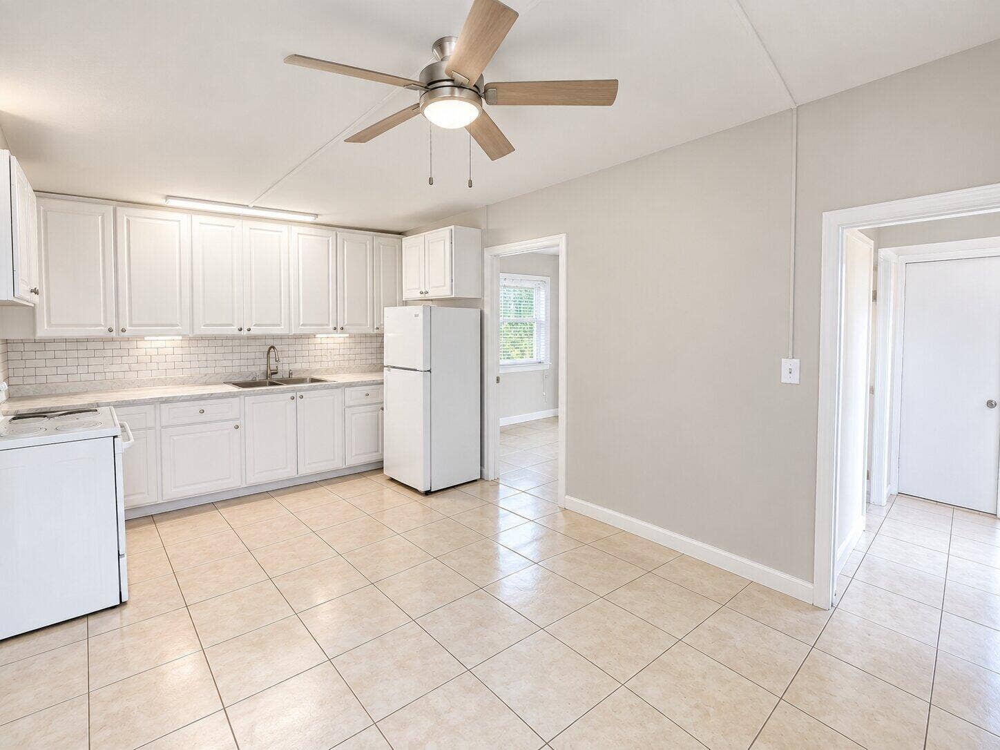 830 Valley Forge Road, West Palm Beach, FL 33405 22
