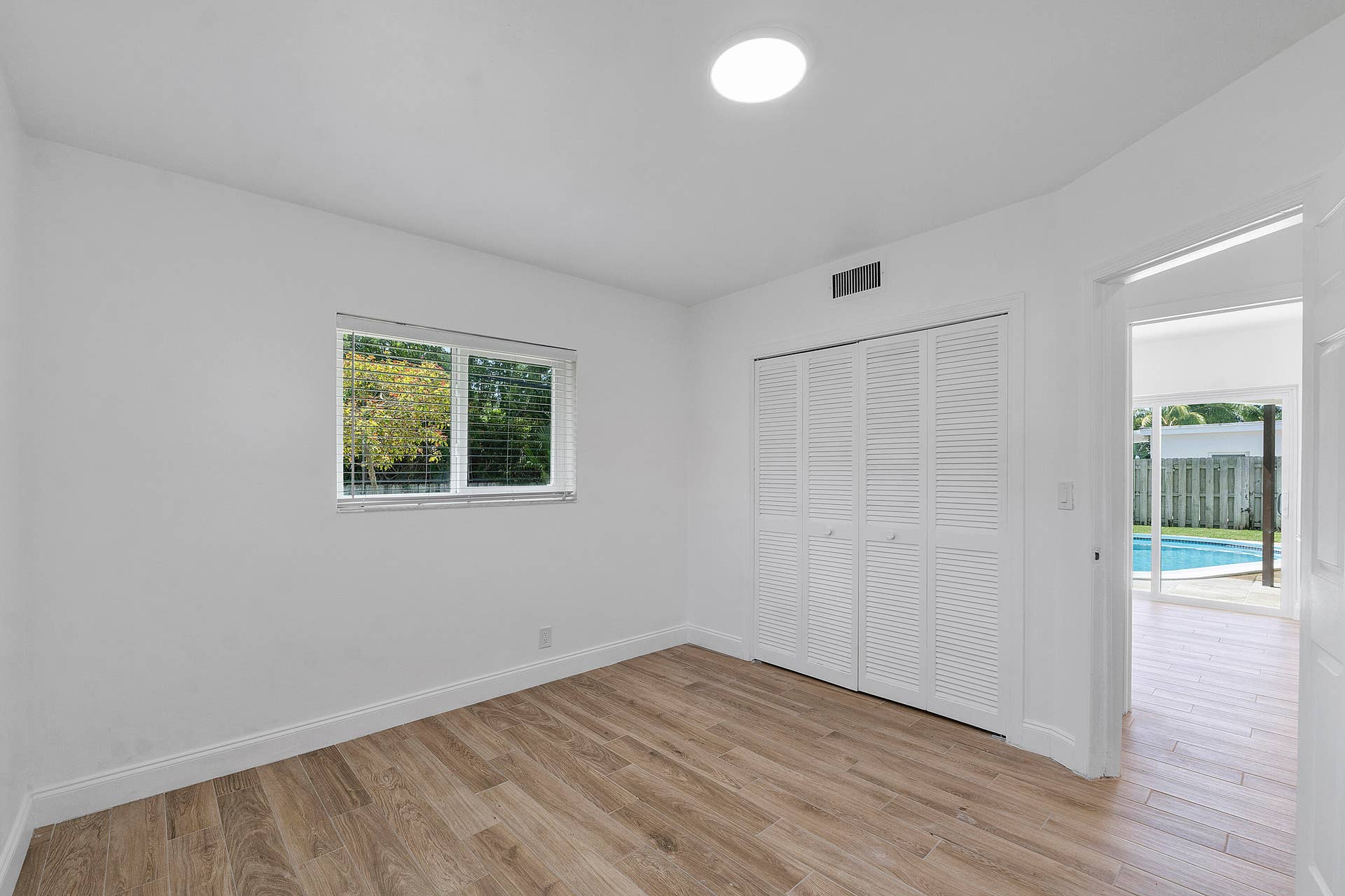400 SW 9TH Avenue, Boca Raton, FL 33486 Office
