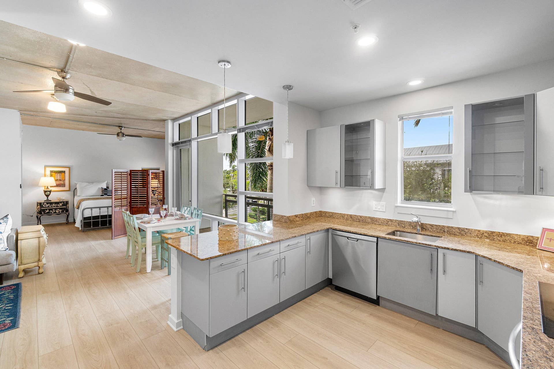 365 SE 6TH Avenue, #310, Delray Beach, FL 33483 015-365Southeast6thAvenue-310-DelrayBeac