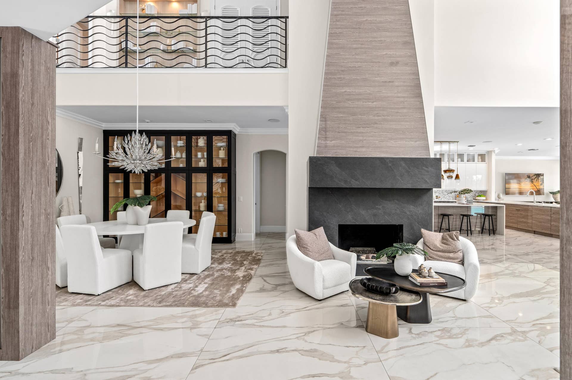 mls_DINING_AND_LIVING_STRAIGHT