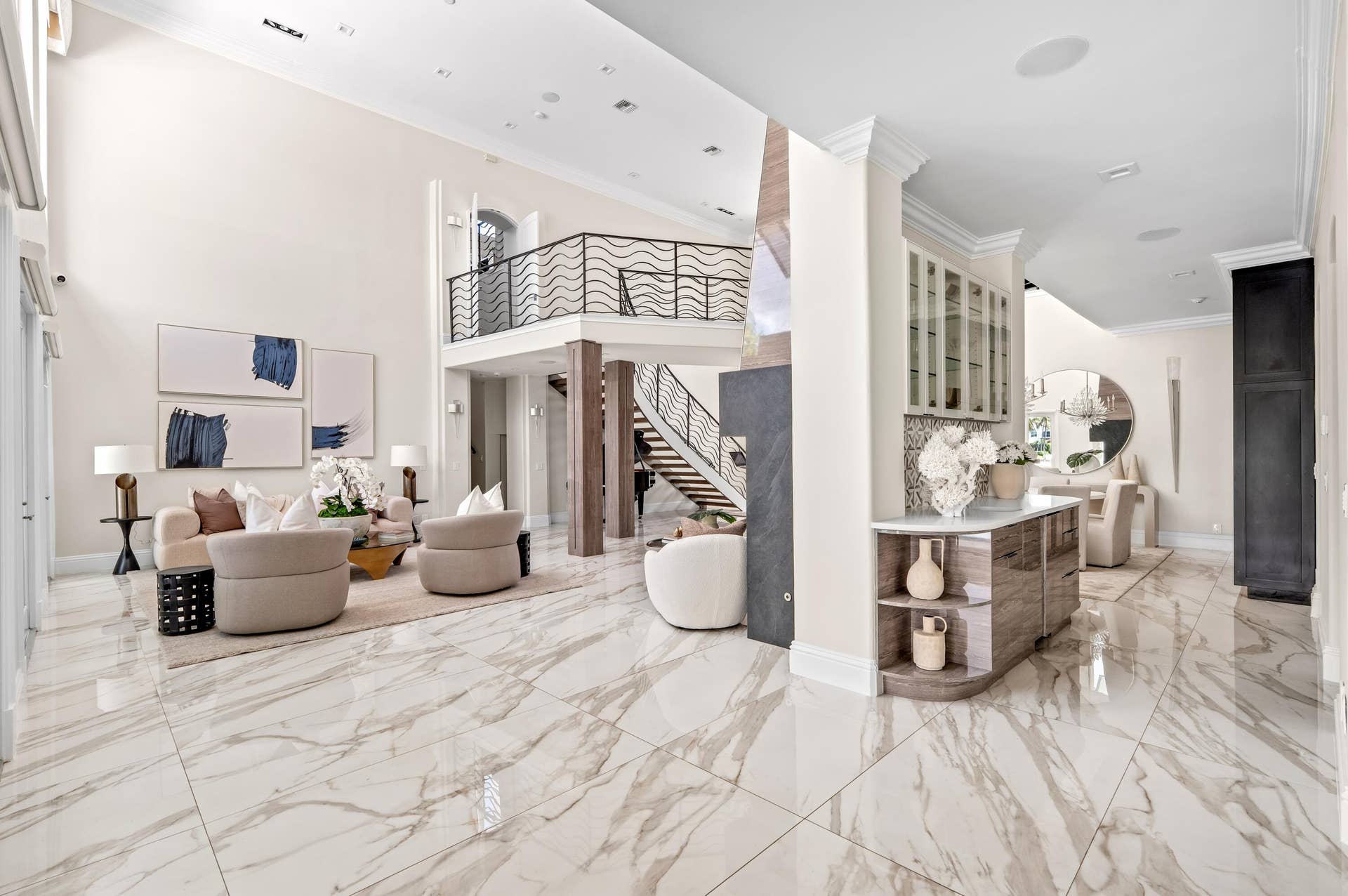 mls_LIVING_ROOM_ANGLE_TO_FRONT