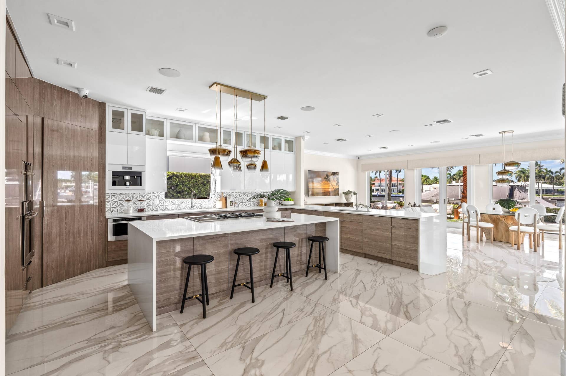 mls_KITCHEN_ANGLE_RIGHT