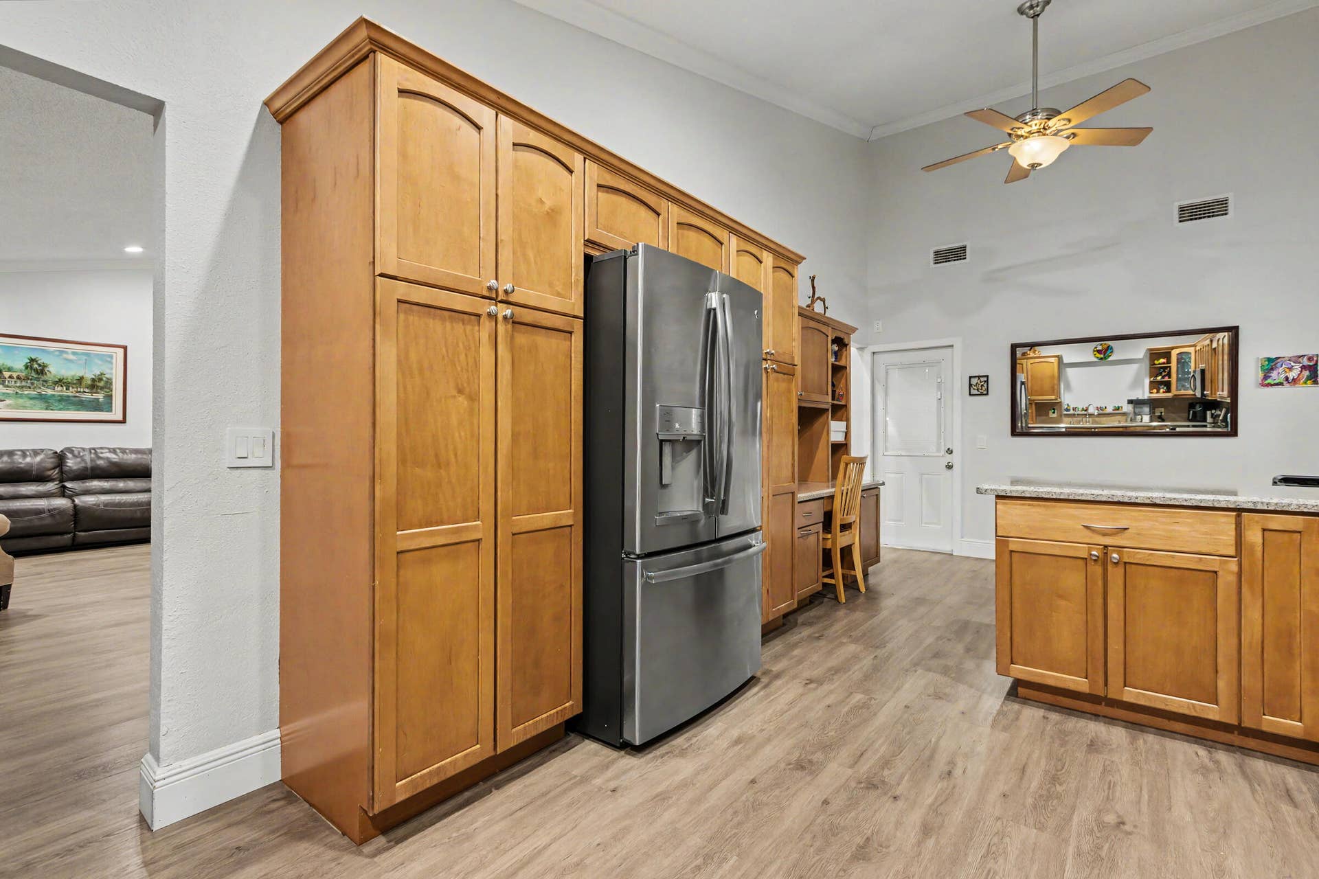 10150 NW 22ND Court, Pembroke Pines, FL 33026 Custom cabinets