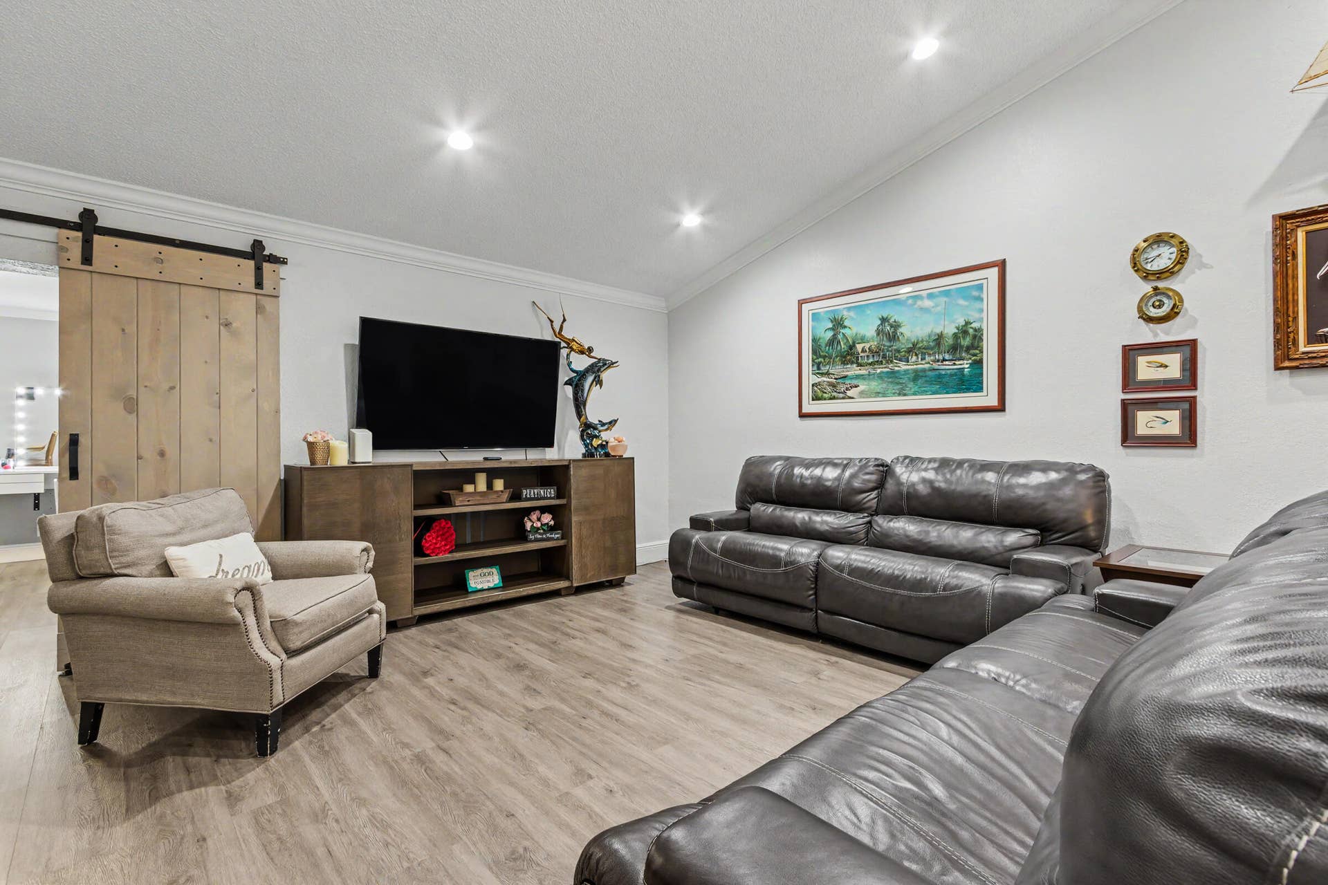 10150 NW 22ND Court, Pembroke Pines, FL 33026 Recessed lighting