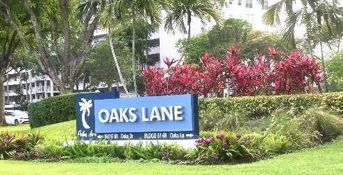 565 OAKS Lane, #305, Pompano Beach, FL 33069 BEAUTIFUL, QUIET OAKS LANE