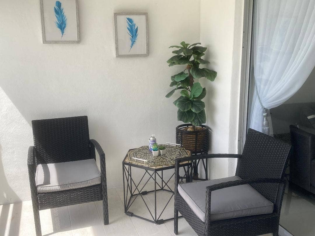565 OAKS Lane, #305, Pompano Beach, FL 33069 305 DECK 3