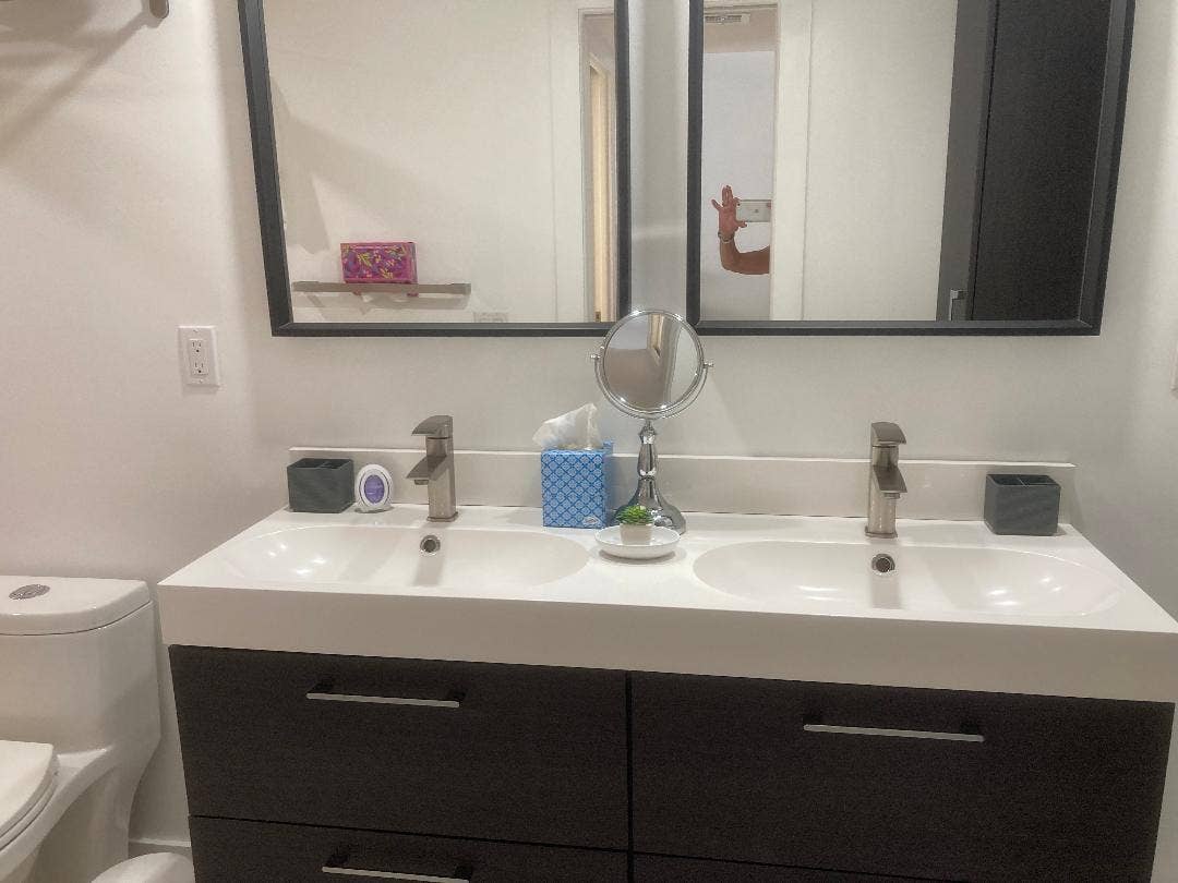 565 OAKS Lane, #305, Pompano Beach, FL 33069 305 M BATH SINKS
