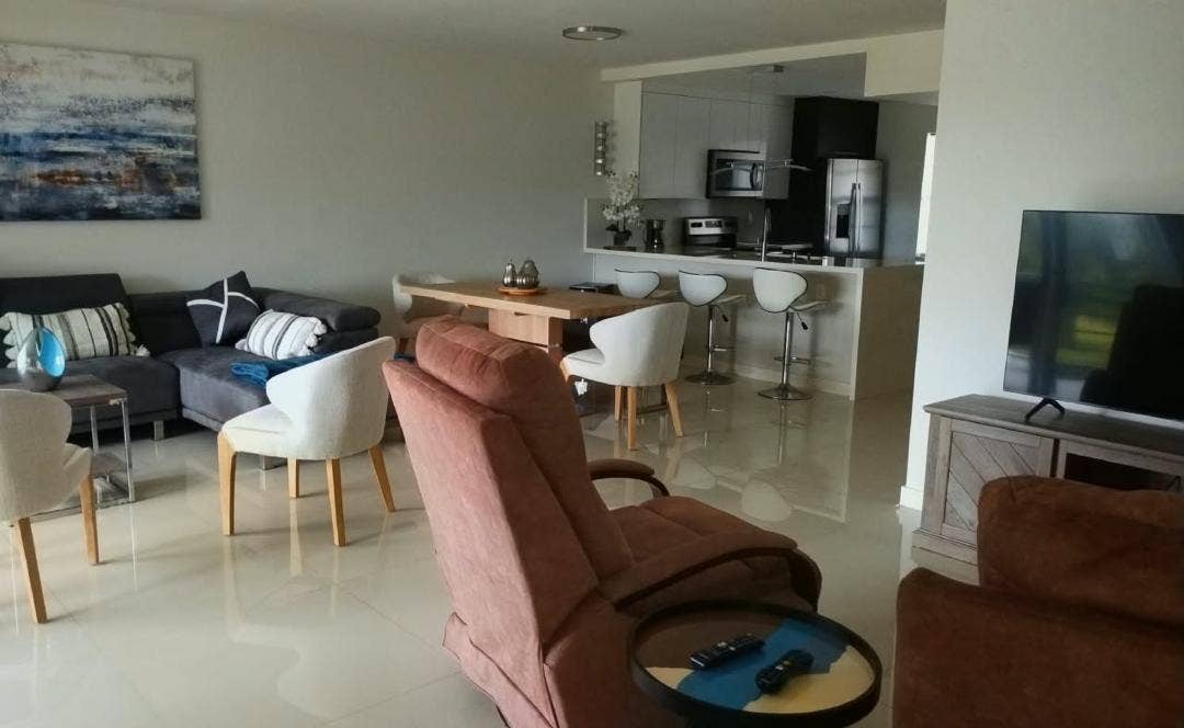 565 OAKS Lane, #305, Pompano Beach, FL 33069 thumbnail (11)
