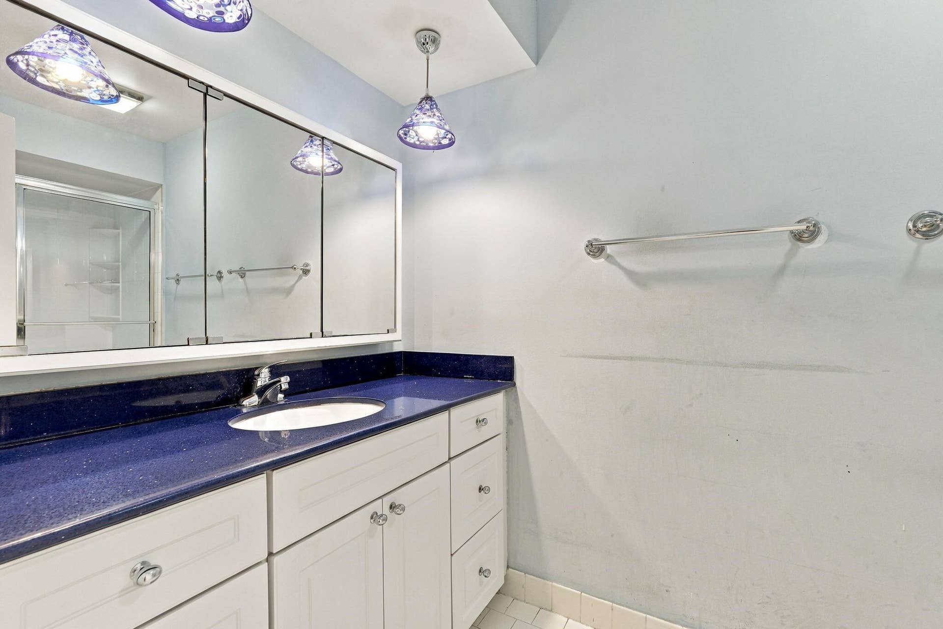 16a Primary Bath Vanity